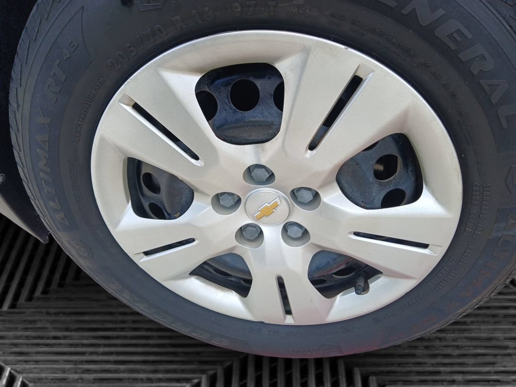 Used 2018 Chevrolet Trax LS FWD image 10