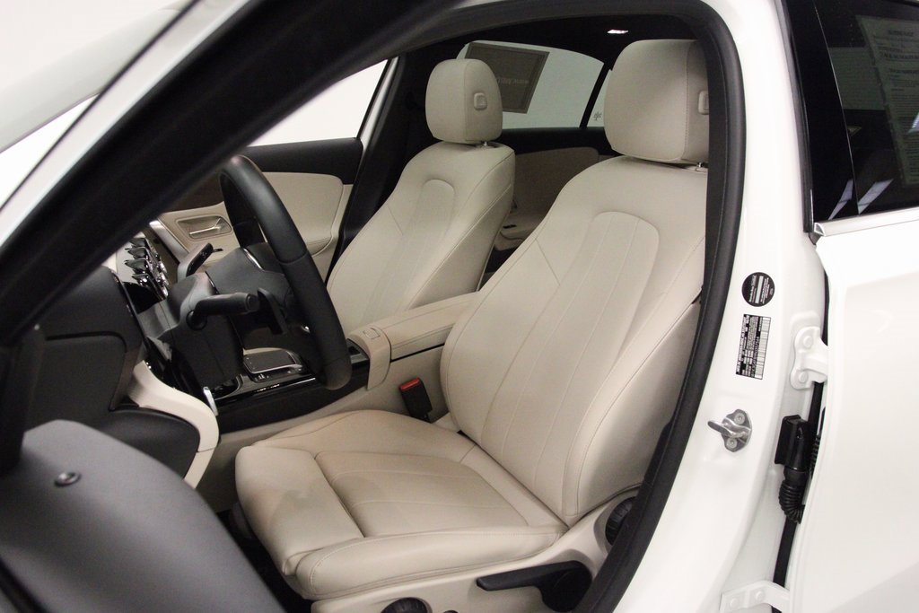 Certified 2022 Mercedes-Benz A 220 4MATIC image 19