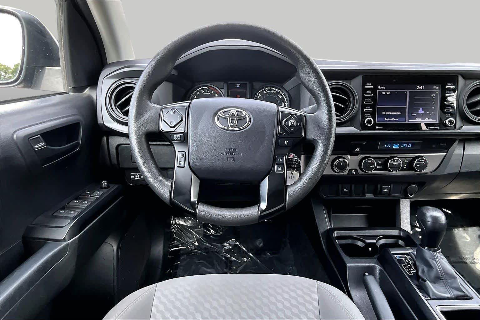 Used 2022 Toyota Tacoma SR AWD/4WD image 6