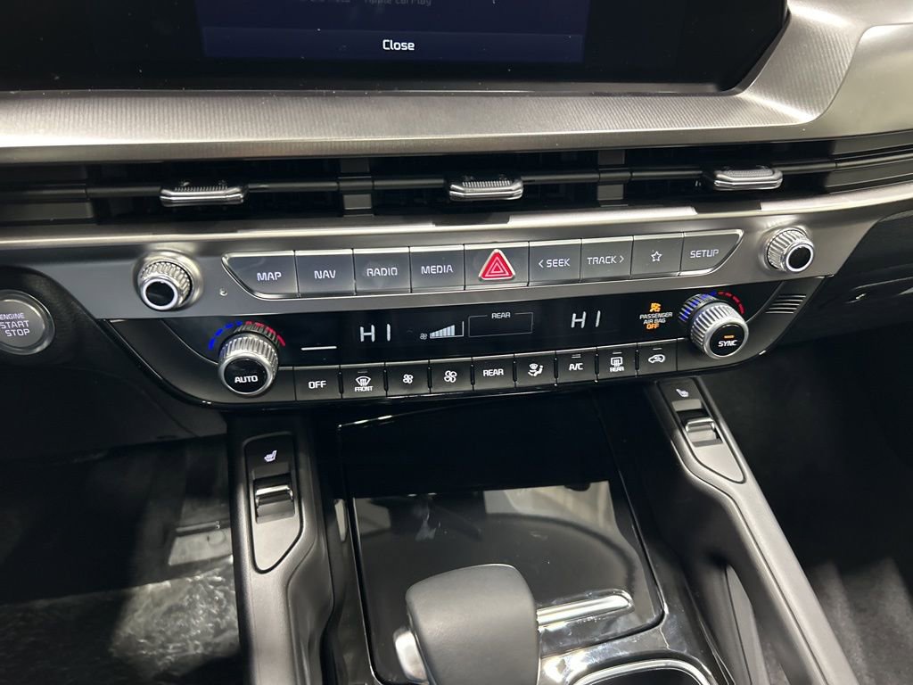 New 2025 Kia Telluride S image 18