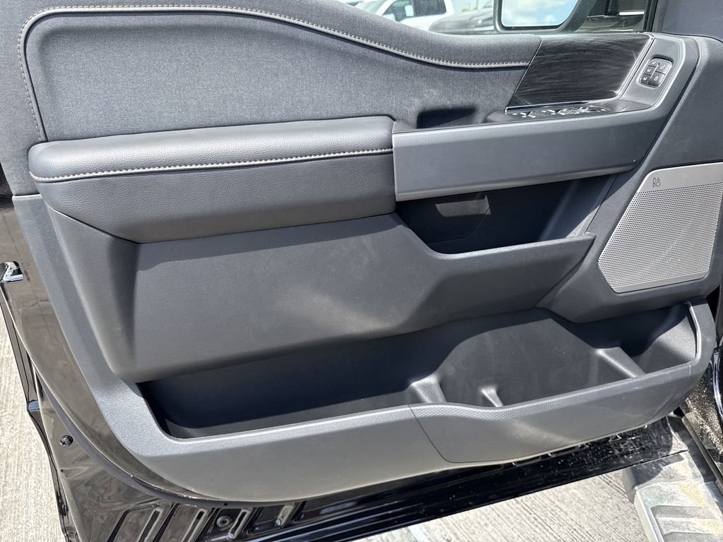 New 2025 Ford F150 Lariat w/ Equipment Group 501A Mid image 26