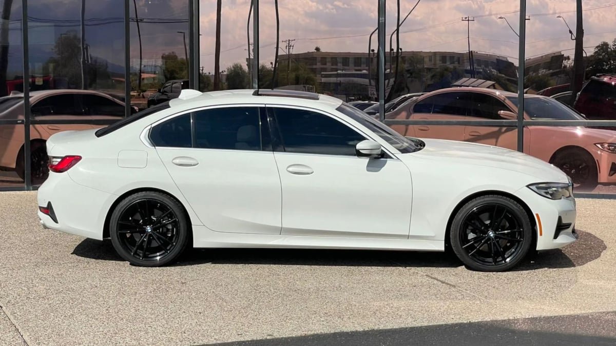 Used 2019 BMW 330i Sedan RWD image 19