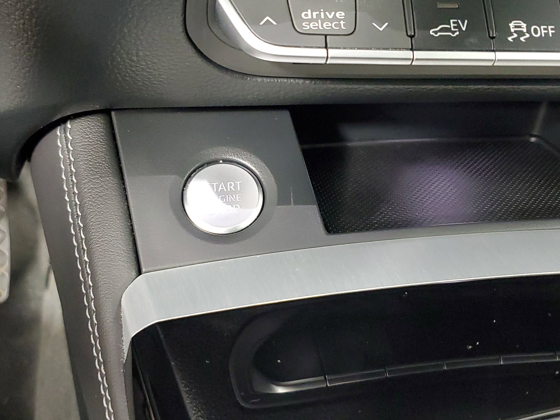 Certified 2023 Audi Q5 e Premium Plus w/ Premium Plus Package image 42