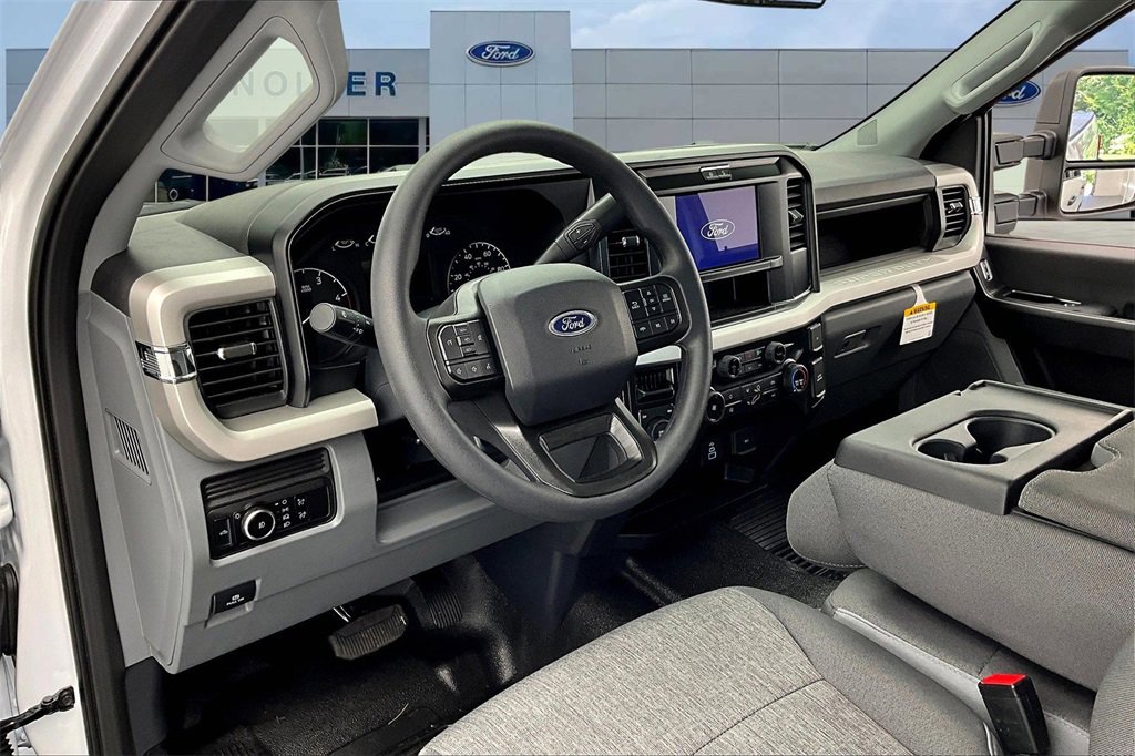 New 2026 Ford F350 XL w/ 360-Degree Camera Package image 7