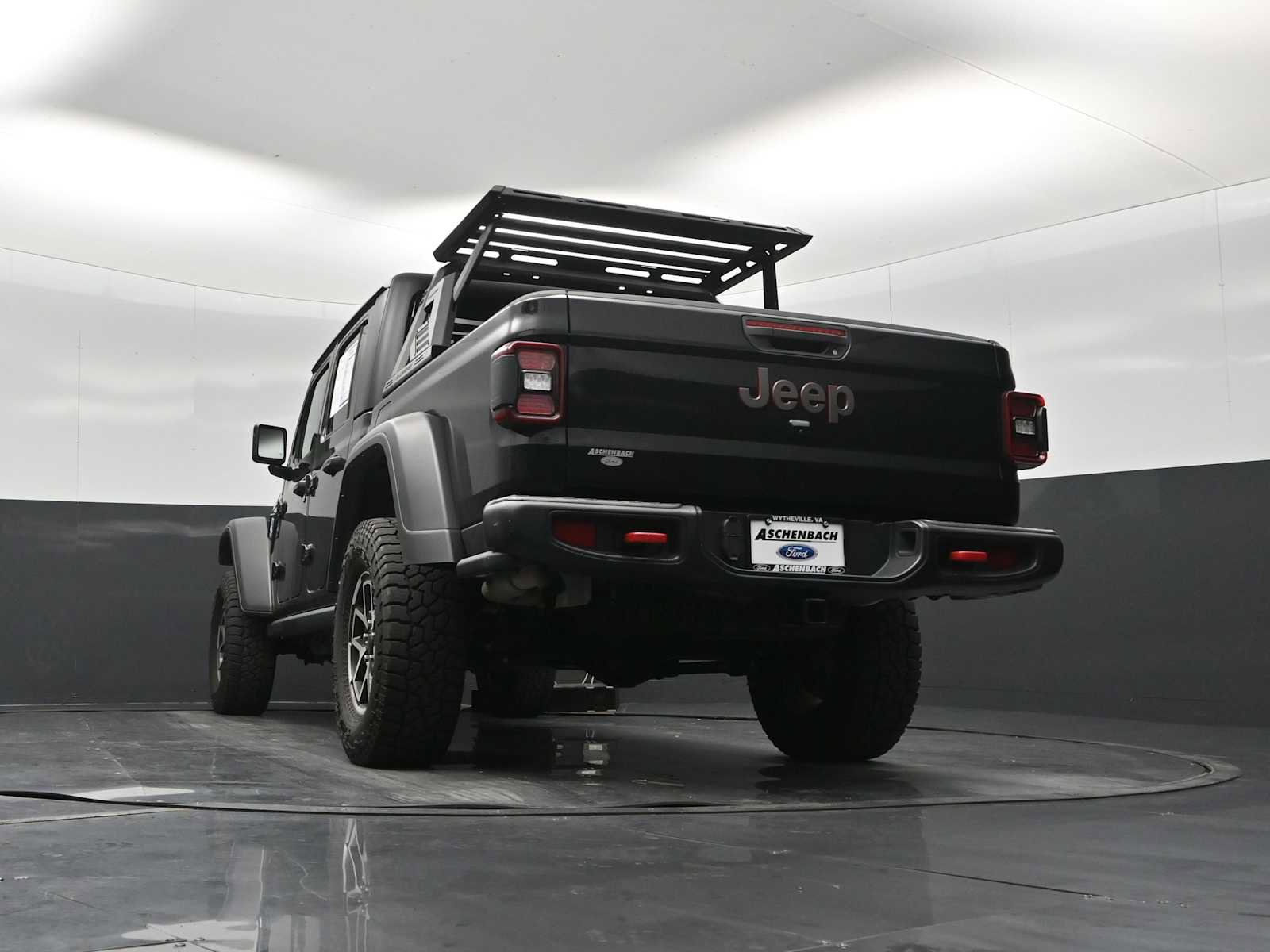 Used 2024 Jeep Gladiator Rubicon w/ Convenience Group image 28