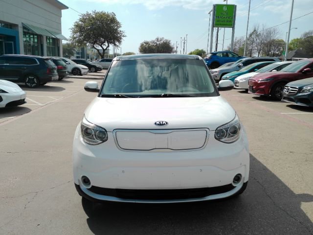 Used 2019 Kia Soul EV + w/ Sun & Fun Package image 2