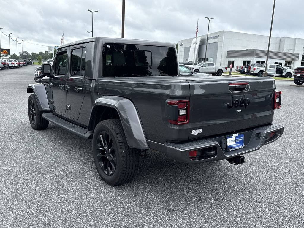 Used 2021 Jeep Gladiator Overland AWD/4WD image 5