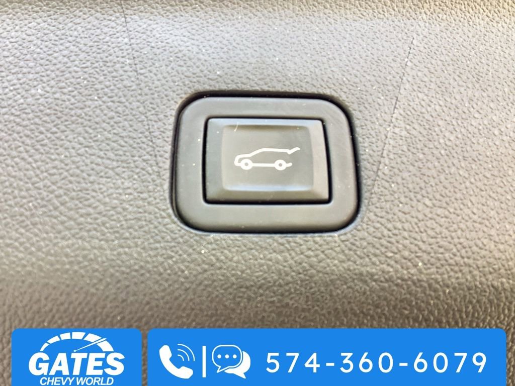 Used 2024 Chevrolet Tahoe Premier w/ Premium Package AWD/4WD image 10