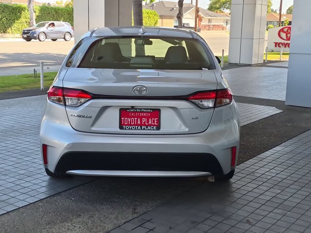 Used 2022 Toyota Corolla LE FWD image 9