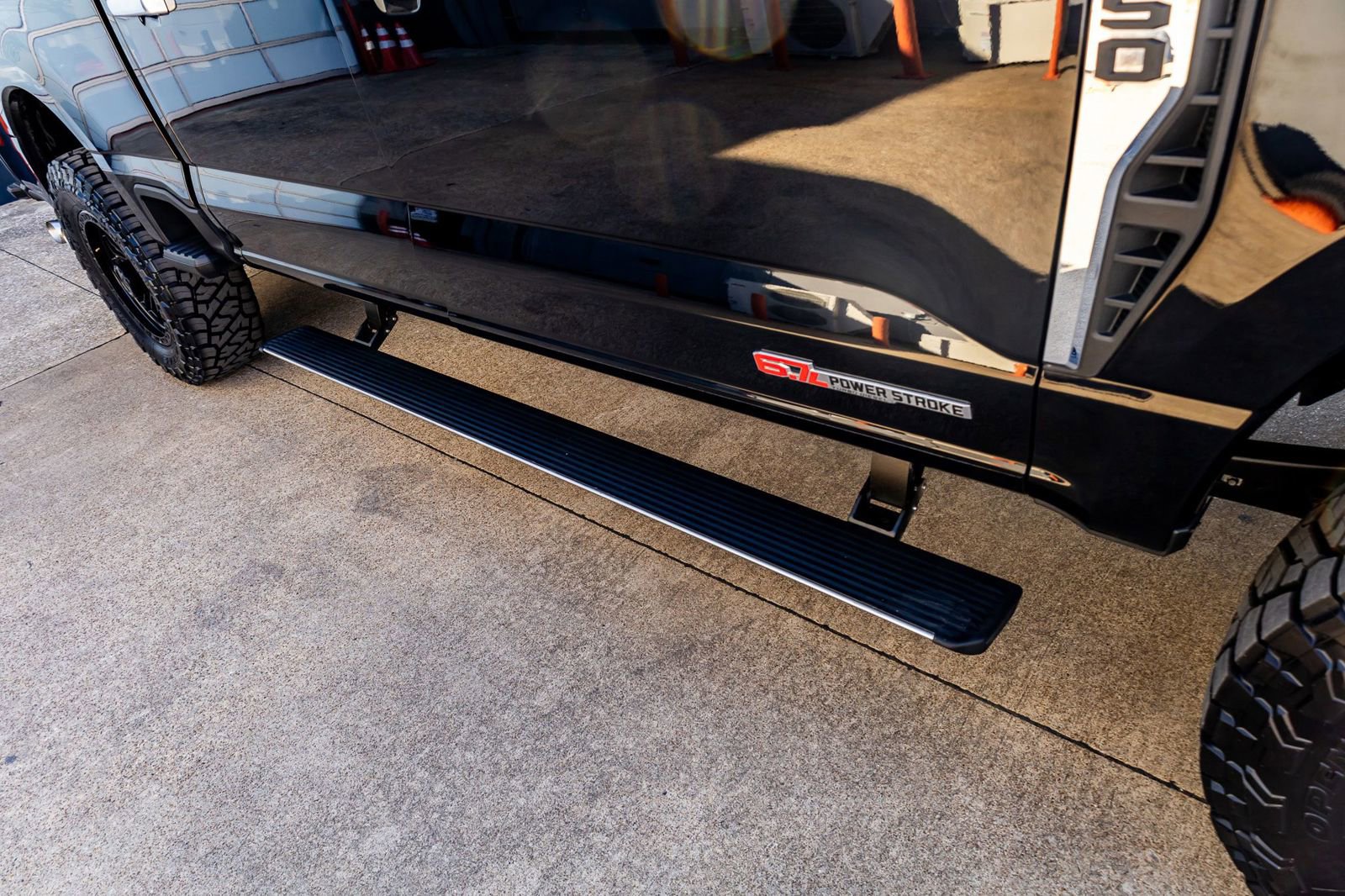 Used 2024 Ford F250 Limited w/ FX4 Off-Road Package image 13