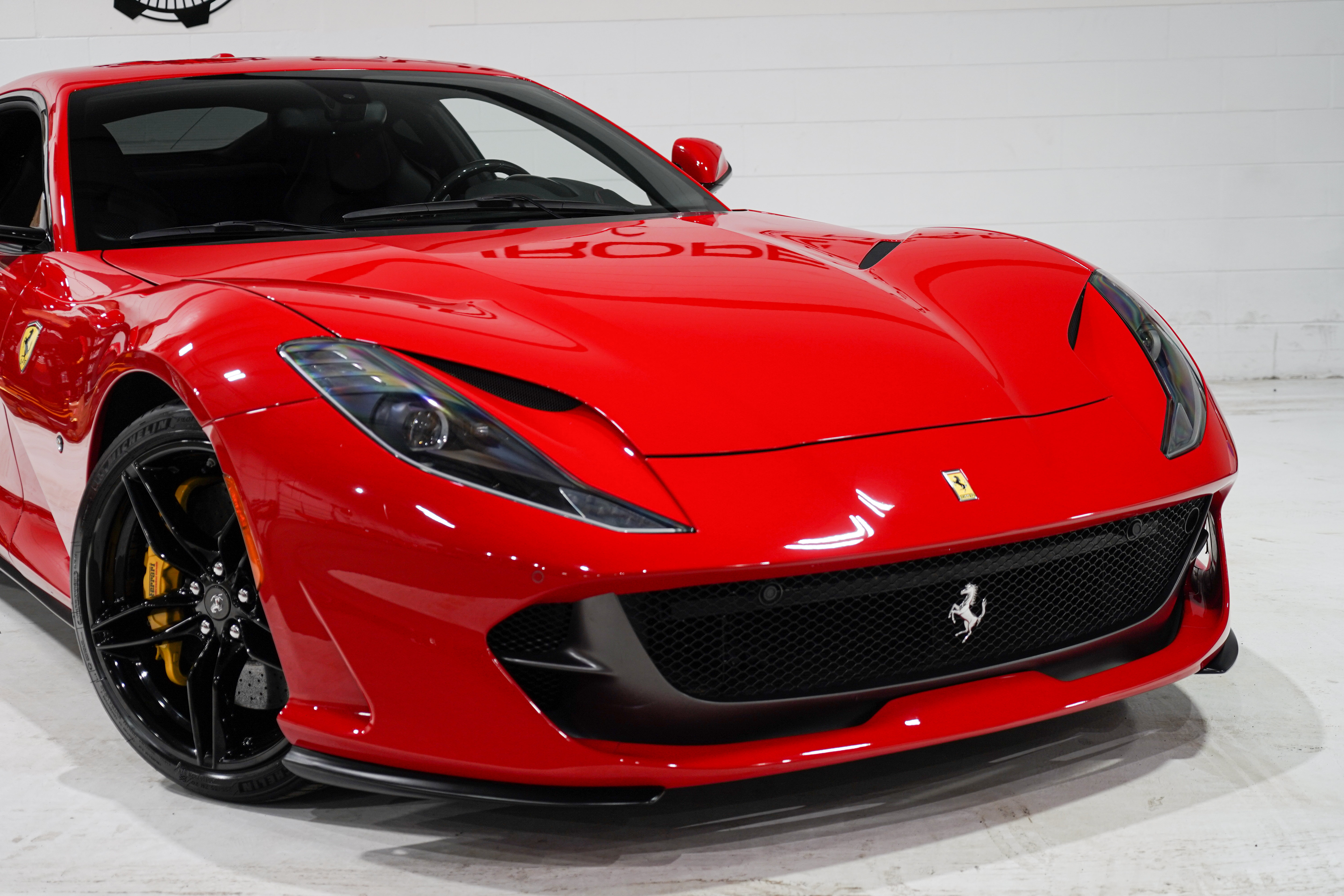 Used 2019 Ferrari 812 Superfast RWD image 29