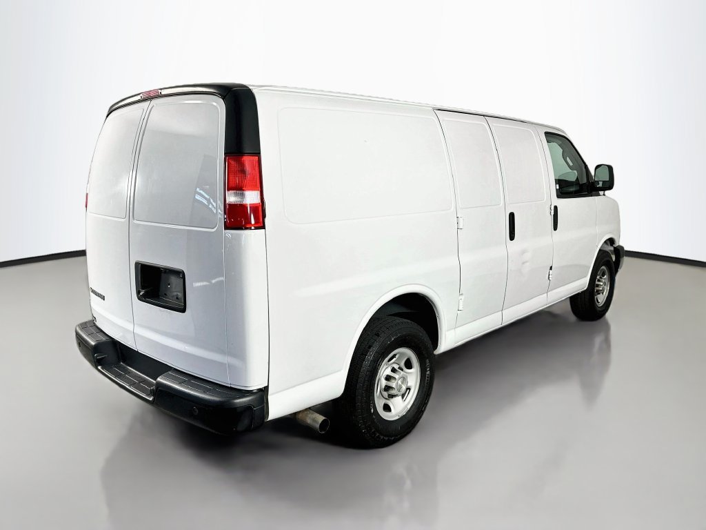 Used 2021 Chevrolet Express 2500 RWD image 7