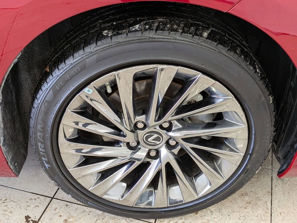 Certified 2024 Lexus ES 300h Ultra Luxury w/ Accessory Package (Z2) image 12