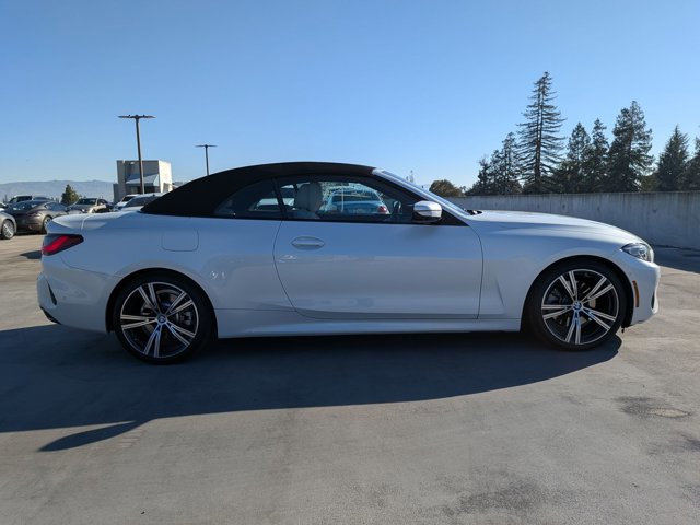 Used 2023 BMW 430i Convertible image 4