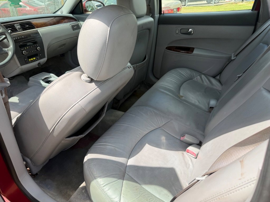 Used 2007 Buick LaCrosse CXL w/ Chromed Appearance Package image 10