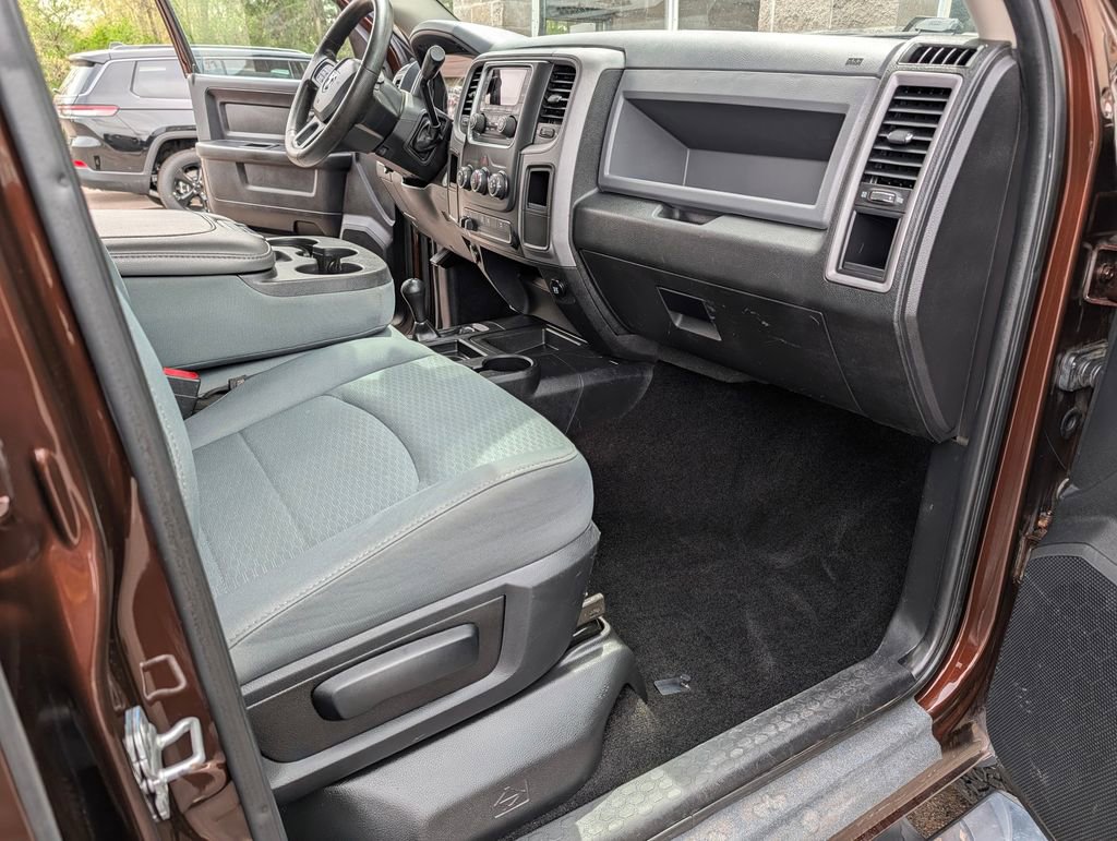 Used 2014 RAM 3500 Tradesman w/ Chrome Appearance Group AWD/4WD image 24