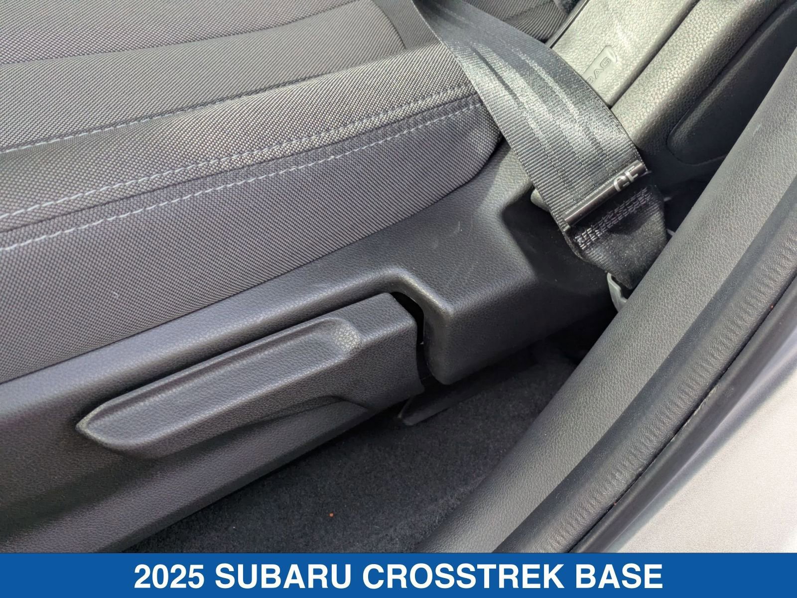 Certified 2025 Subaru Crosstrek 2.0i image 27