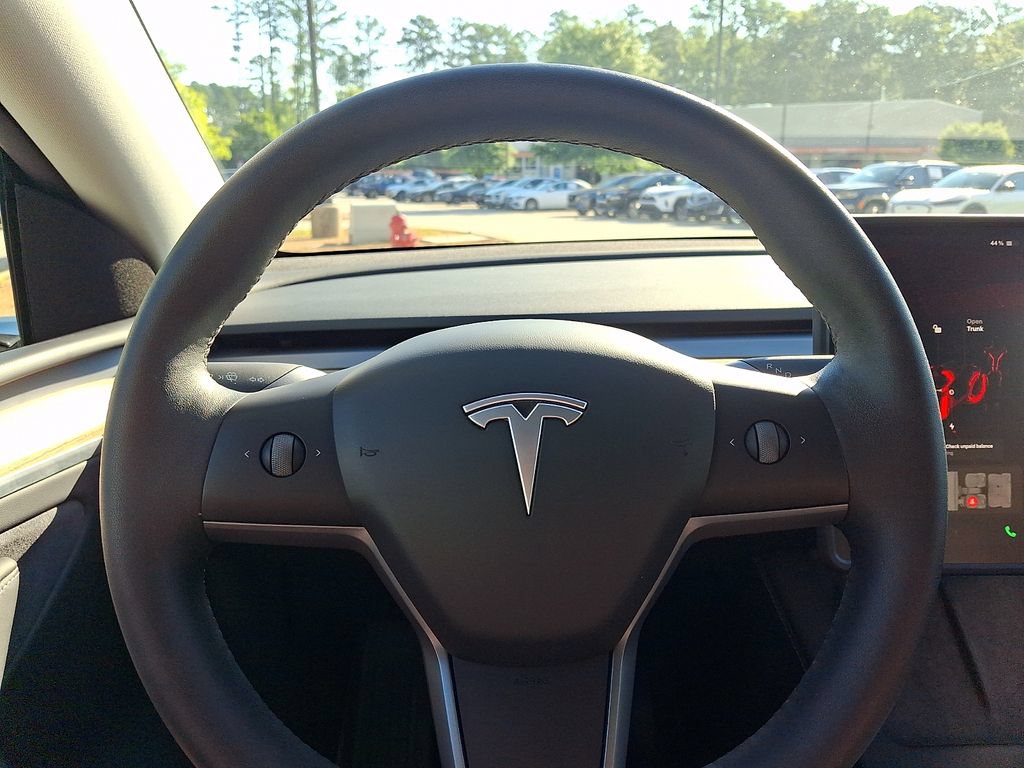 Used 2025 Tesla Model Y Long Range RWD image 20