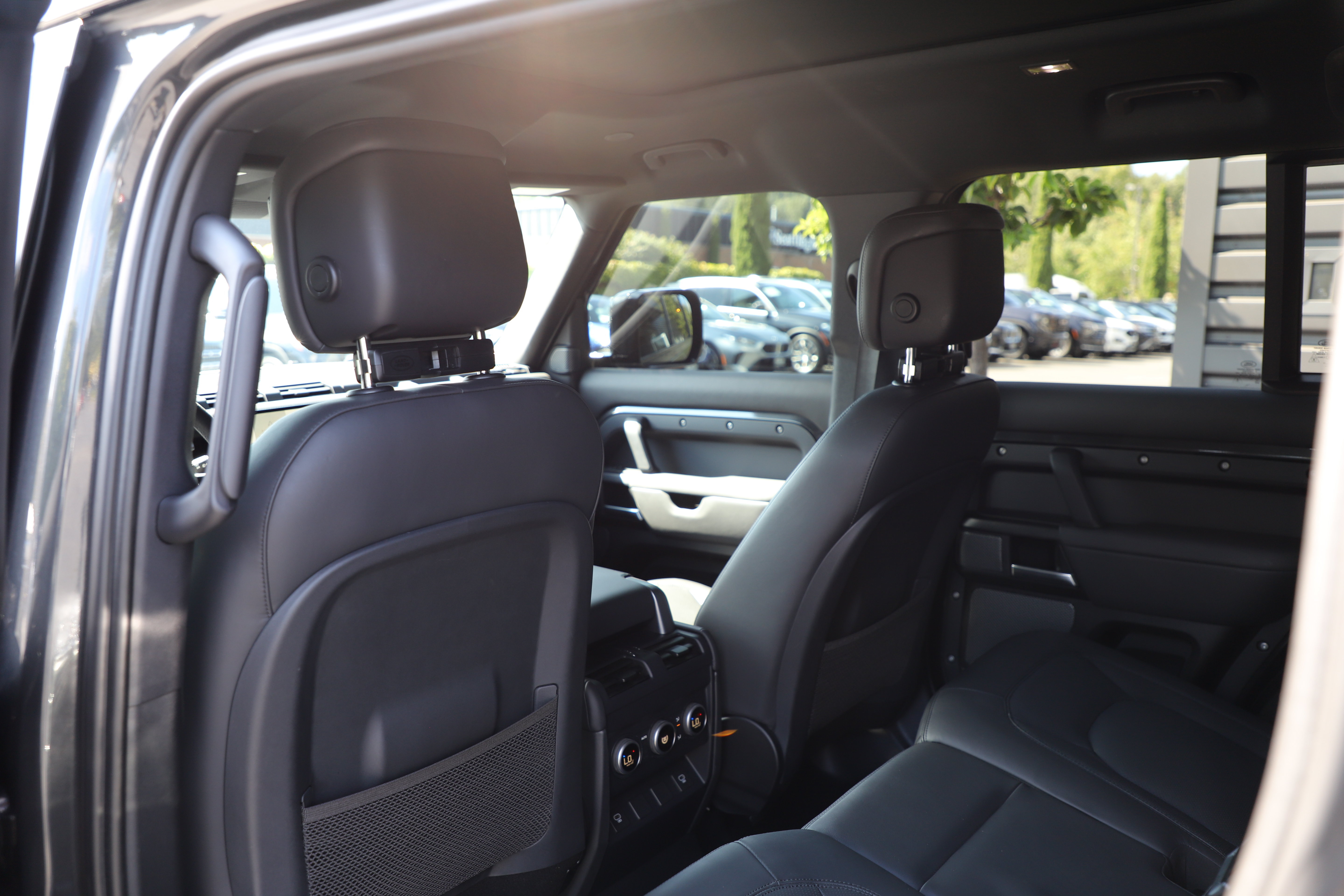 Certified 2023 Land Rover Defender 110 Carpathian Edition AWD/4WD image 15
