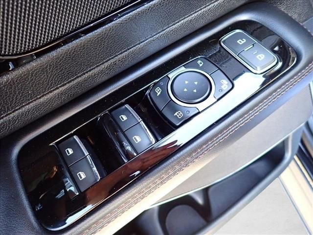 Used 2023 Lincoln Aviator Reserve AWD/4WD image 19