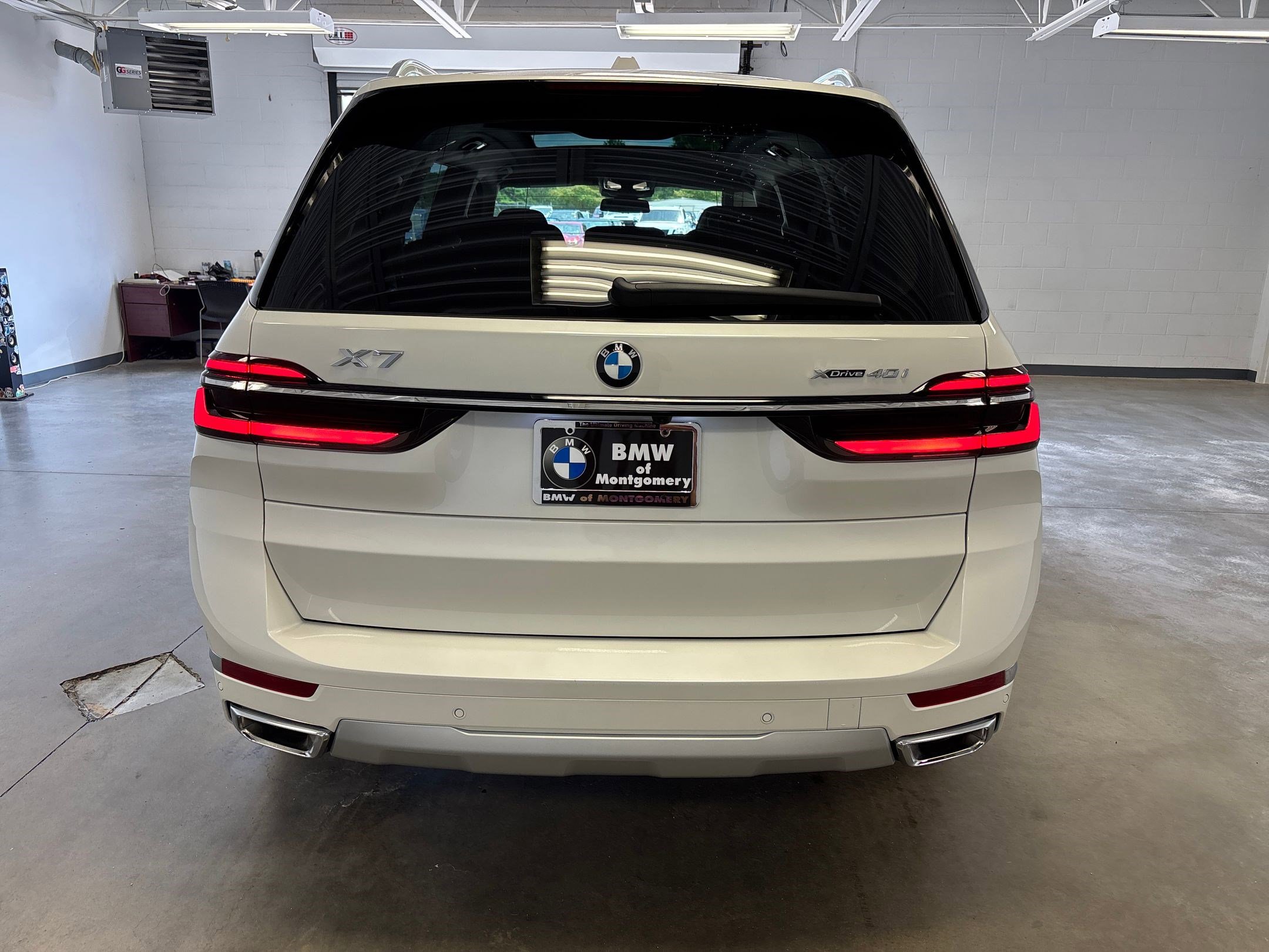 New 2026 BMW X7 xDrive40i image 8