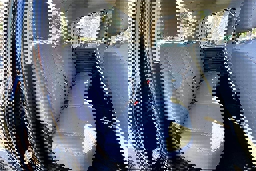 Used 2016 RAM 2500 Tradesman w/ Chrome Appearance Group image 20