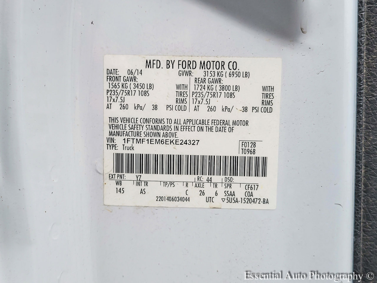 Used 2014 Ford F150 XL w/ Equipment Group 101A Mid AWD/4WD image 25