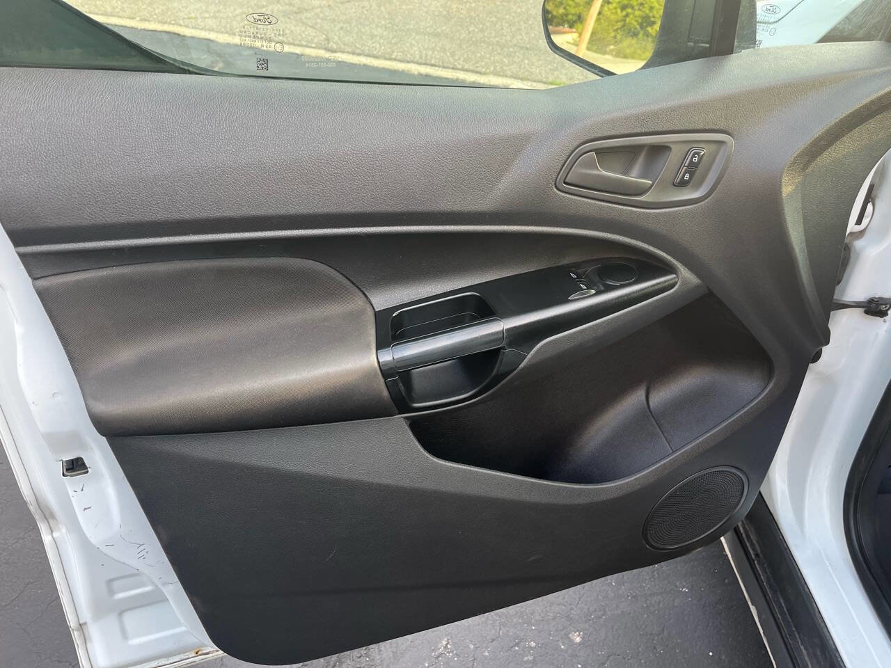 Used 2018 Ford Transit Connect XL image 19