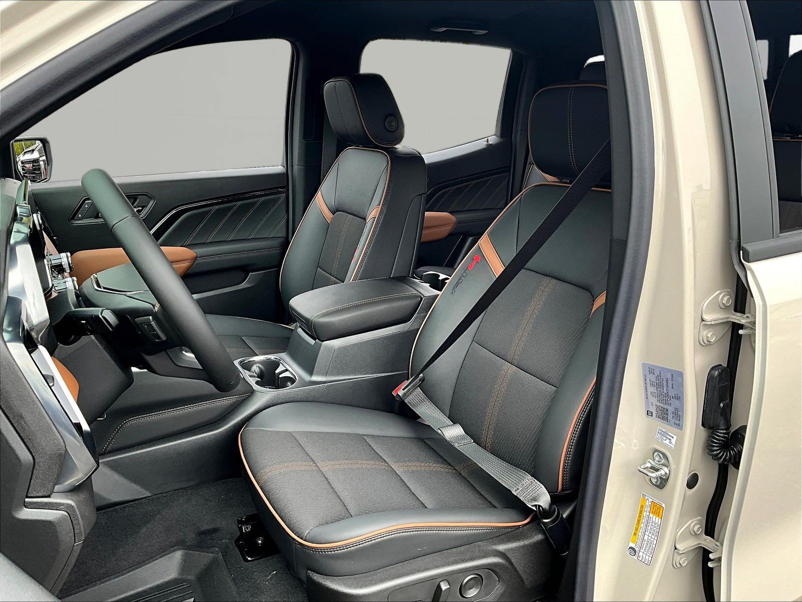 New 2026 GMC Canyon AT4 AWD/4WD image 16