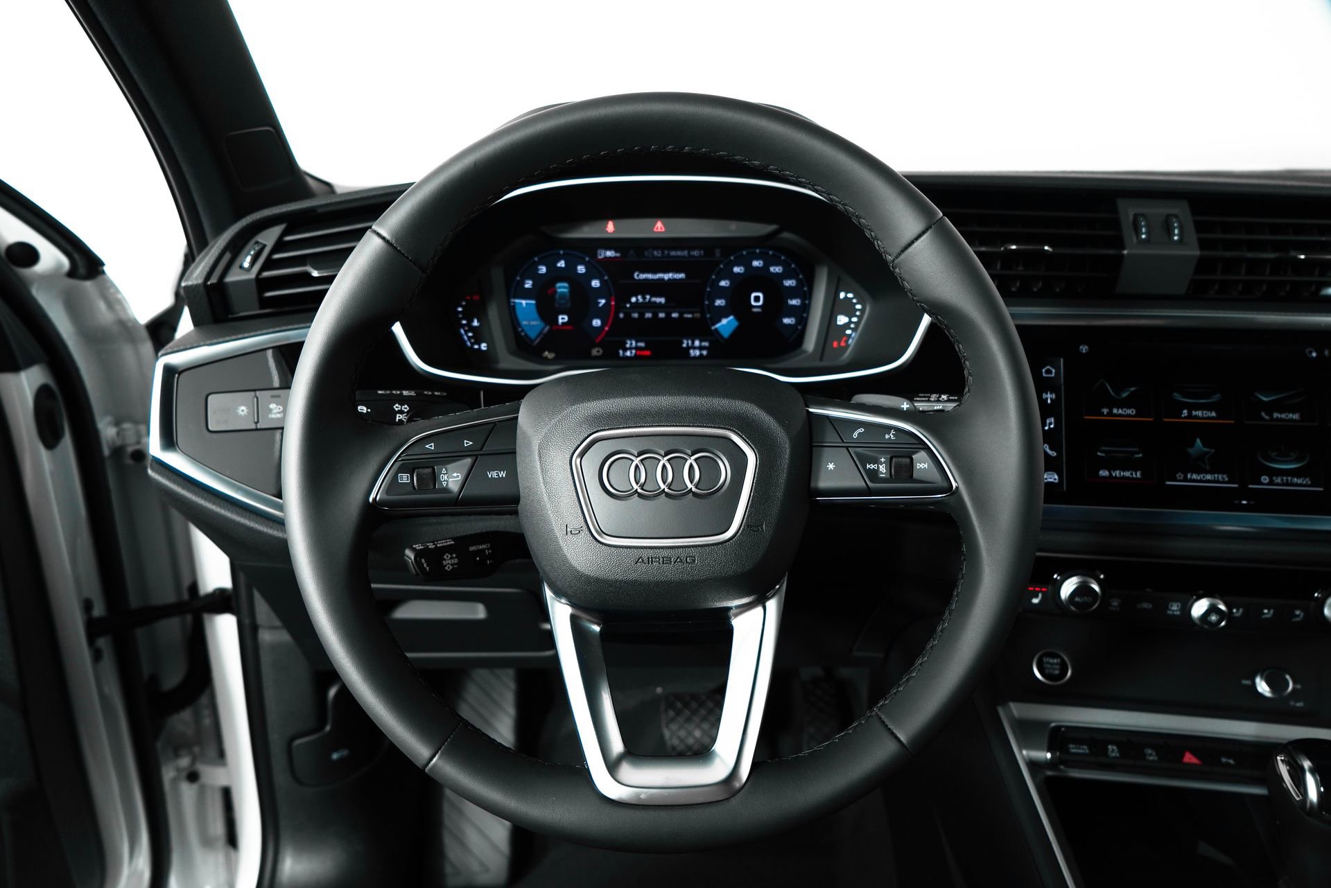 New 2025 Audi Q3 2.0T Premium image 22