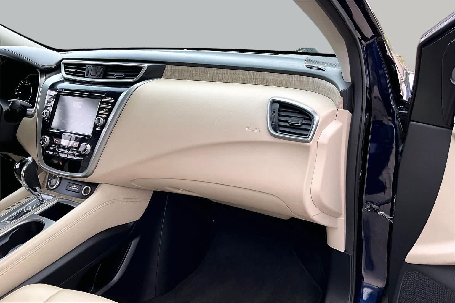Used 2023 Nissan Murano SV FWD image 19
