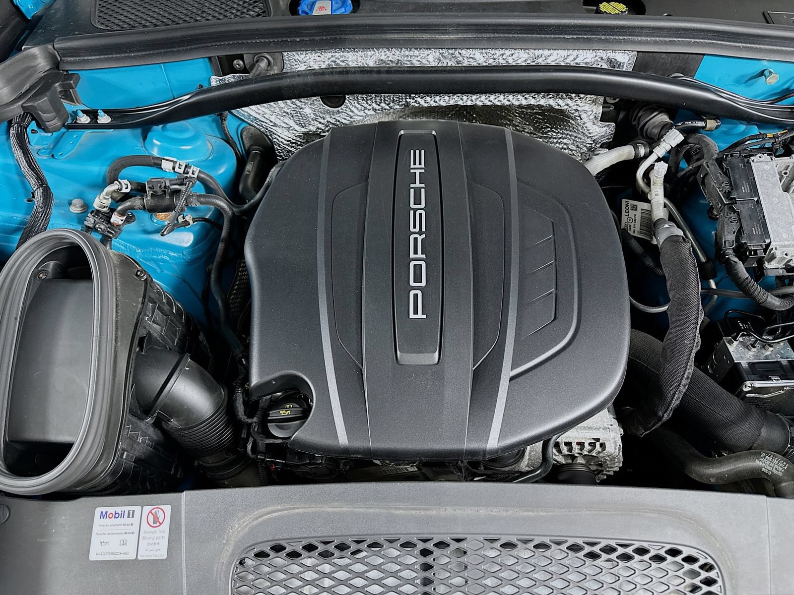 Used 2019 Porsche Macan AWD/4WD image 13