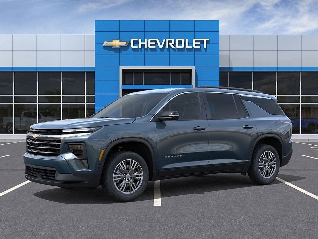 New 2026 Chevrolet Traverse LT w/ Driver Confidence Package image 3