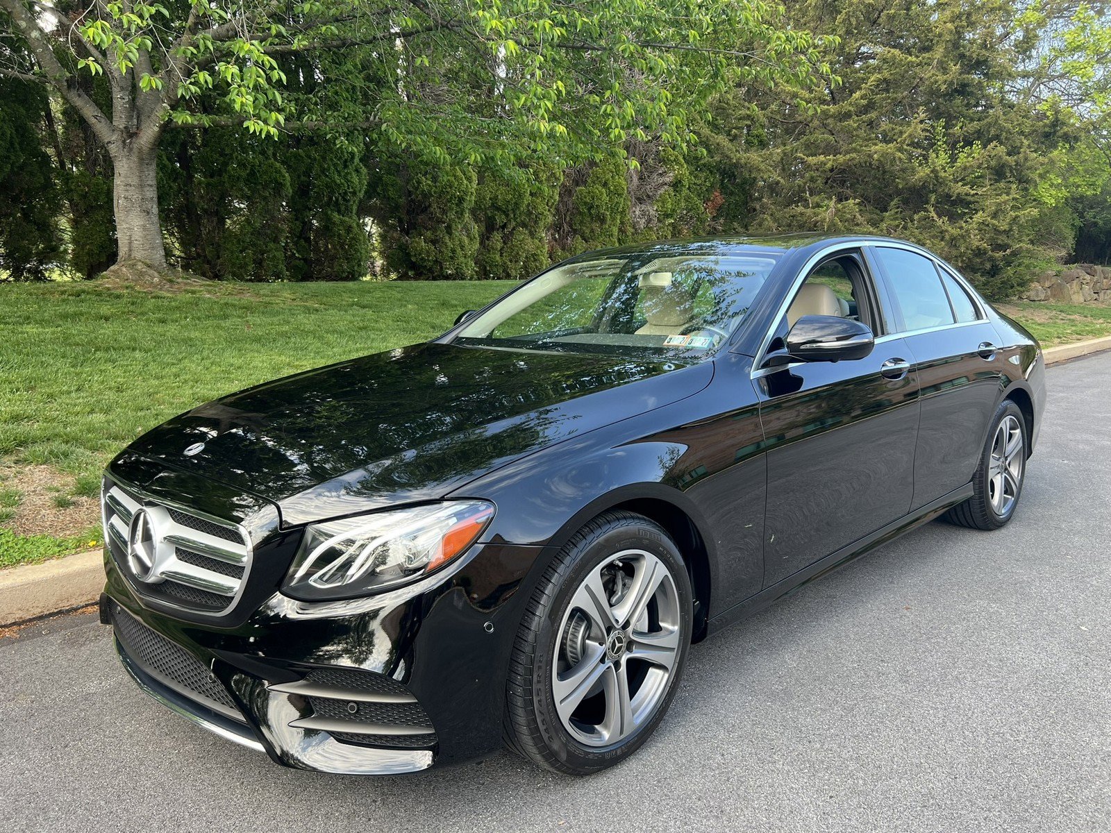Used 2019 Mercedes-Benz E 300 4MATIC image 35