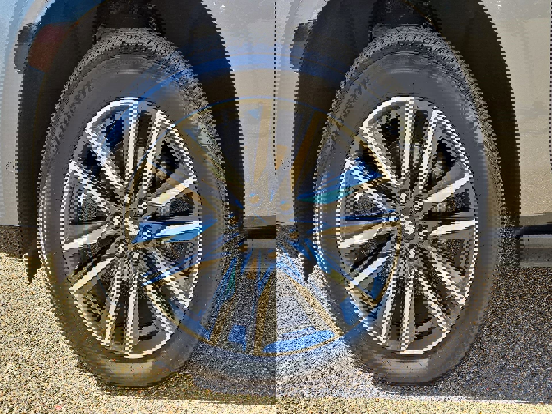 Certified 2022 Cadillac Escalade Sport Platinum w/ Heavy-Duty Trailer Package image 11