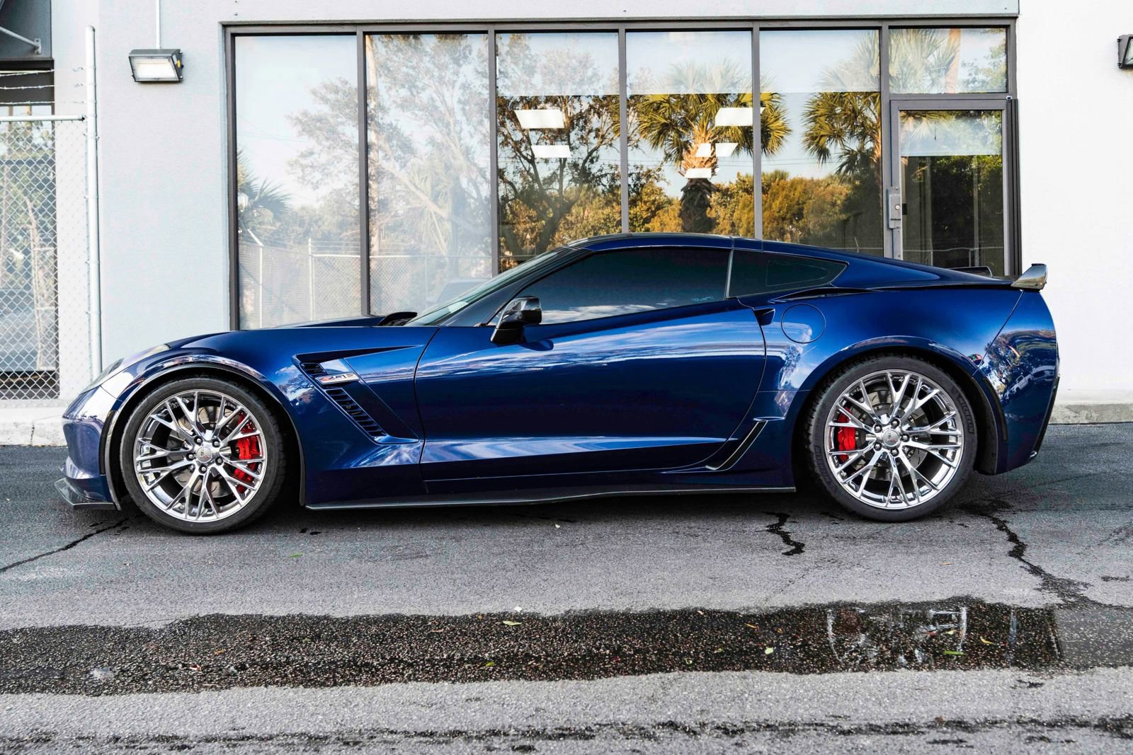 Used 2018 Chevrolet Corvette Z06 image 4