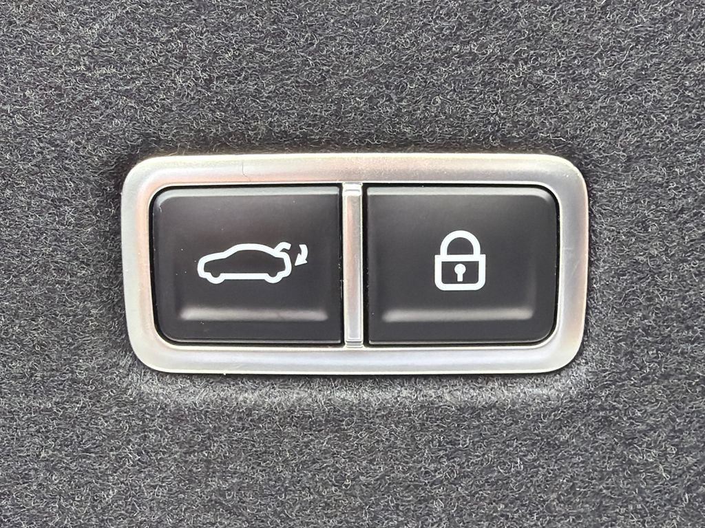 Used 2024 Hyundai Ioniq 6 SEL RWD image 19