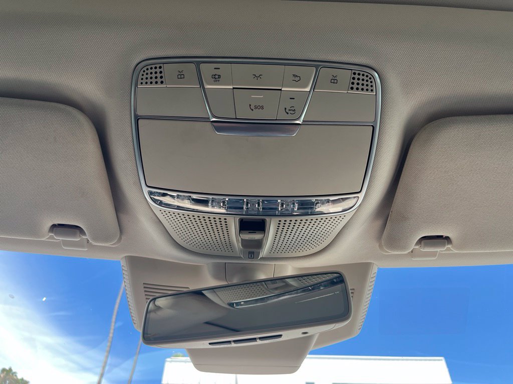 Used 2019 Mercedes-Benz S 560 Sedan image 22