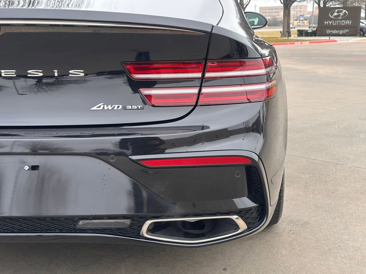 Used 2025 Genesis G80 3.5T Sport image 11