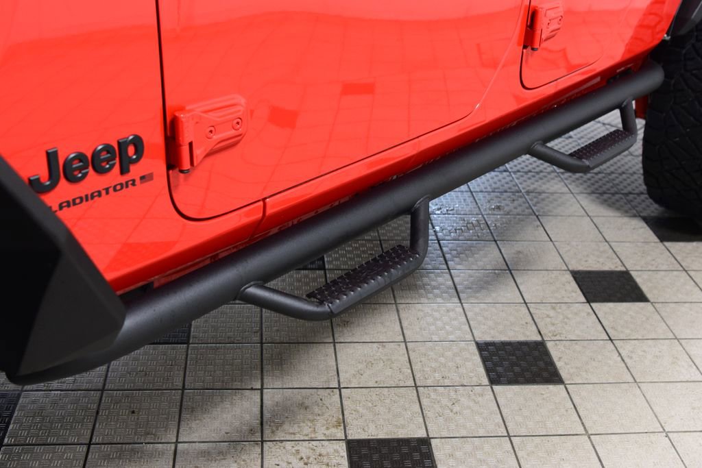 Used 2025 Jeep Gladiator Willys image 26