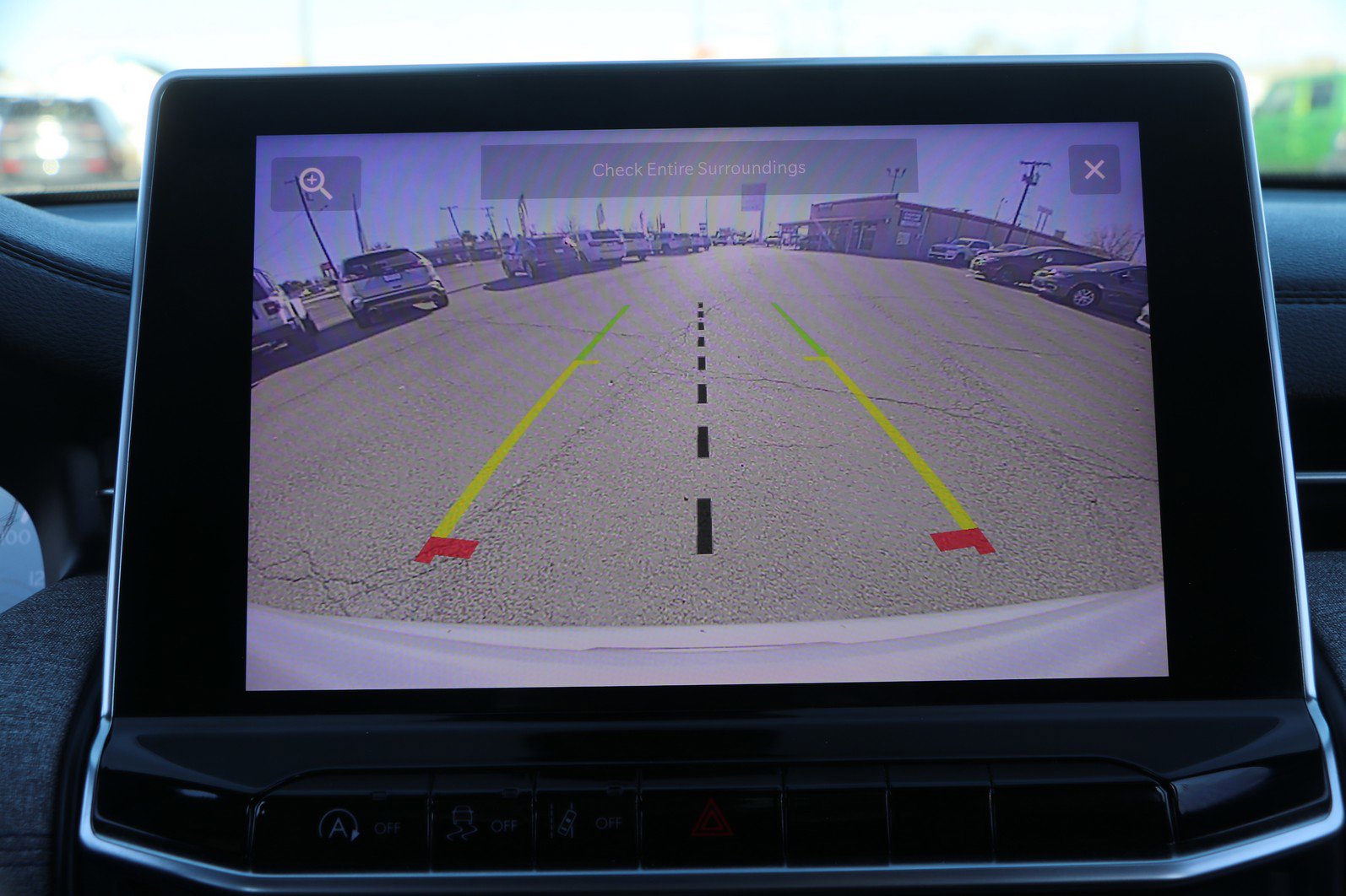 Used 2024 Jeep Compass Latitude image 23