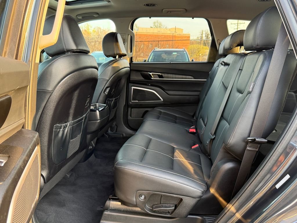 Certified 2024 Kia Telluride EX image 27