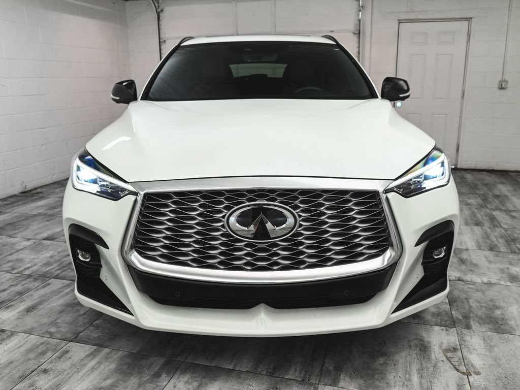 Used 2024 INFINITI QX55 Sensory w/ Lighting Package AWD/4WD image 2