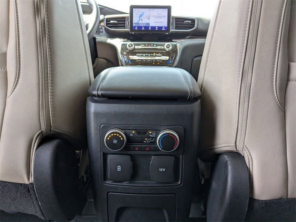 Used 2023 Ford Explorer Limited image 40