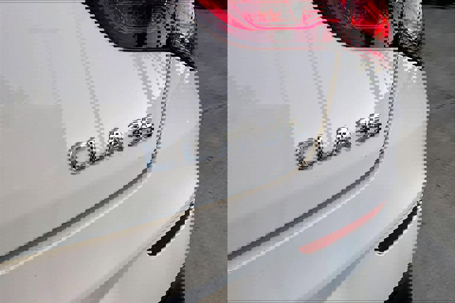 Used 2023 Mercedes-Benz CLA 35 AMG 4MATIC image 9