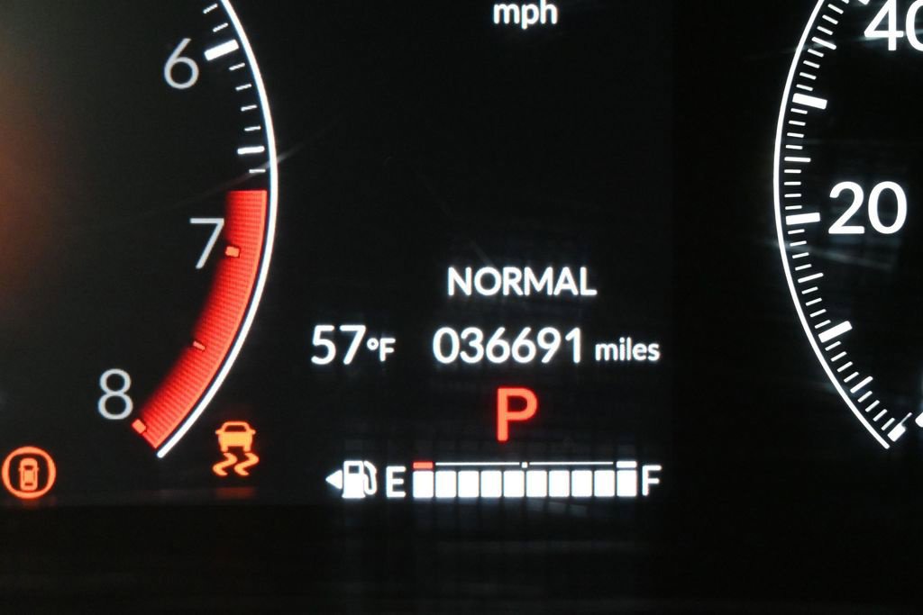 Used 2023 Honda HR-V Sport image 11
