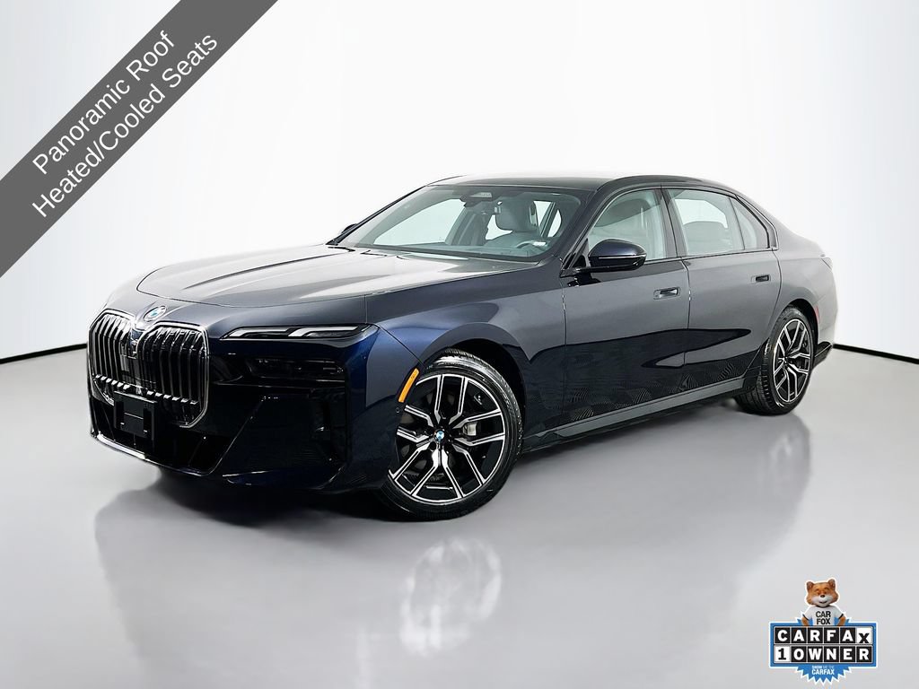 Used 2025 BMW 740i xDrive AWD/4WD video 1