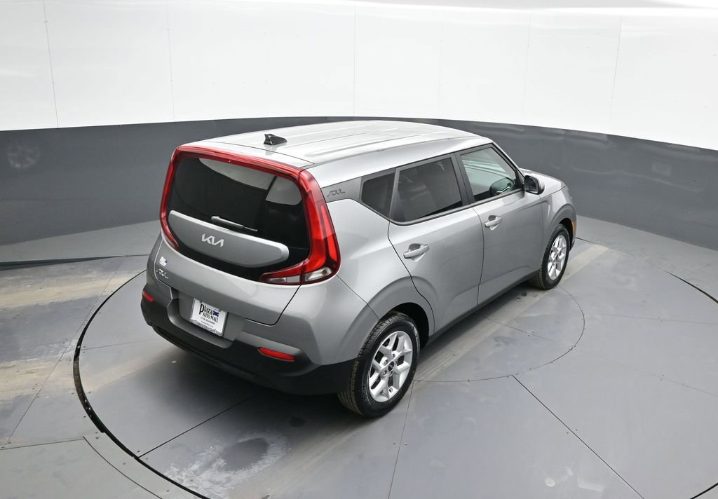 Certified 2022 Kia Soul LX w/ Technology Package image 36