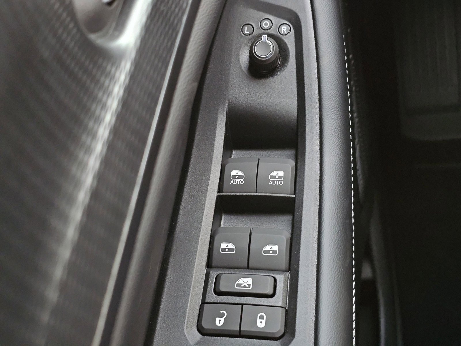 New 2025 Jeep Grand Cherokee L Laredo image 19