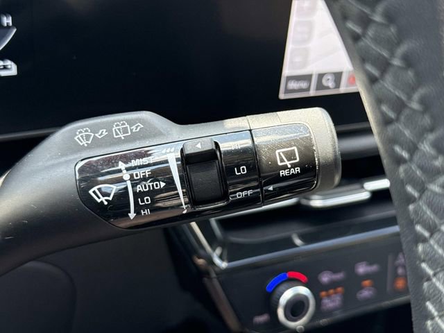 Used 2023 Kia Niro EX Touring FWD image 26